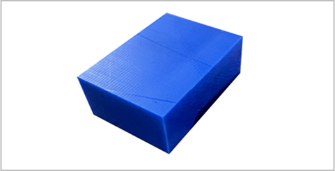 MCナイロン青 / 4面フライス加工